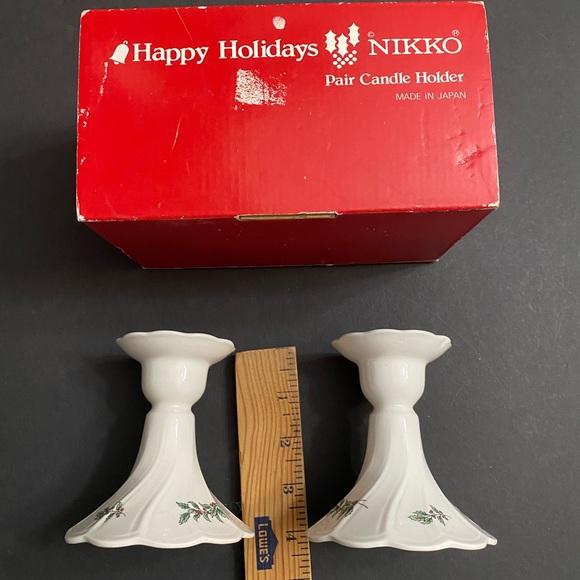 Nikko Happy Holidays Christmas Candle Stick Holders Set of 2 Japan Holly Berries - Picture 7 of 12
